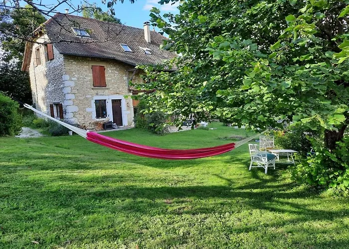 Maison Au Calme En Chartreuse Vakantiehuis *